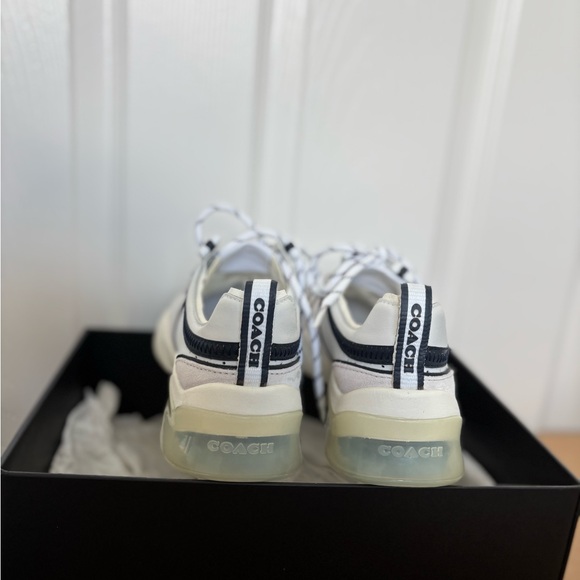 Coach Woman’s Black and White CitySole Noe Runner Size 5.5 - Picture 9 of 12